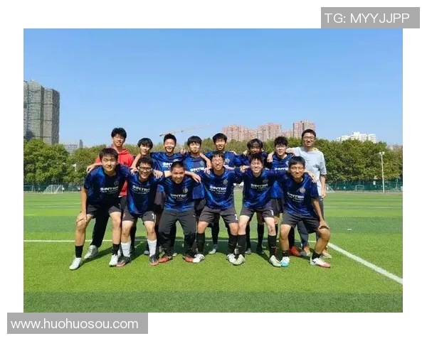 地平线4中的足球明星们如何在赛场上展现他们的风采与魅力